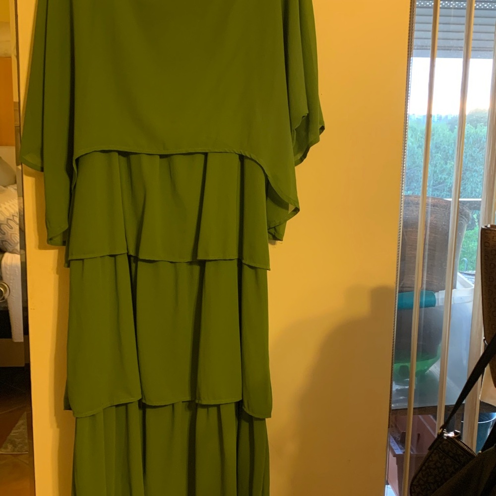 Chic Layered Green Maxi Dress